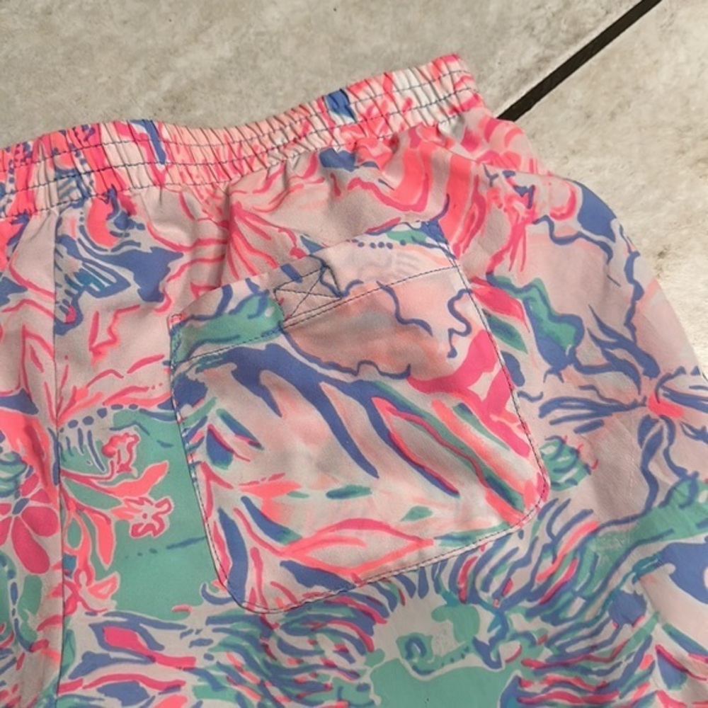 Lilly Pulitzer Luxletic Shorts size XS‎ - Picture 5 of 10